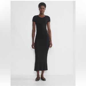 ARITZIA THE GROUP LUXE LOUNGE‎ TEMPTATION SHORT-SLEEVE RIBBED MAXI GREEN DRESS